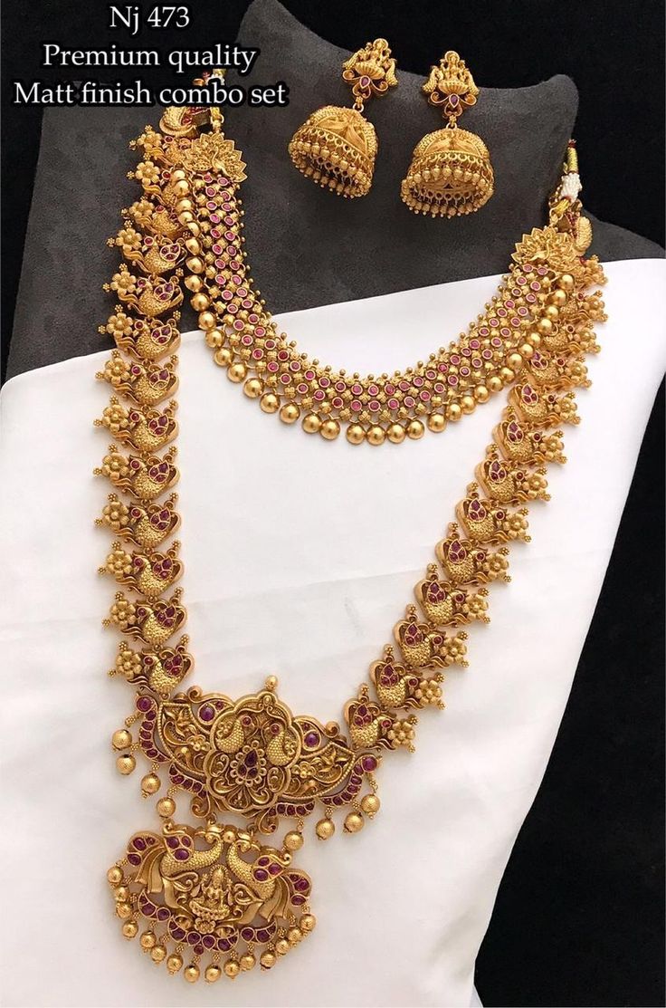 Gold Plated Designer Necklace Set With vanki Look